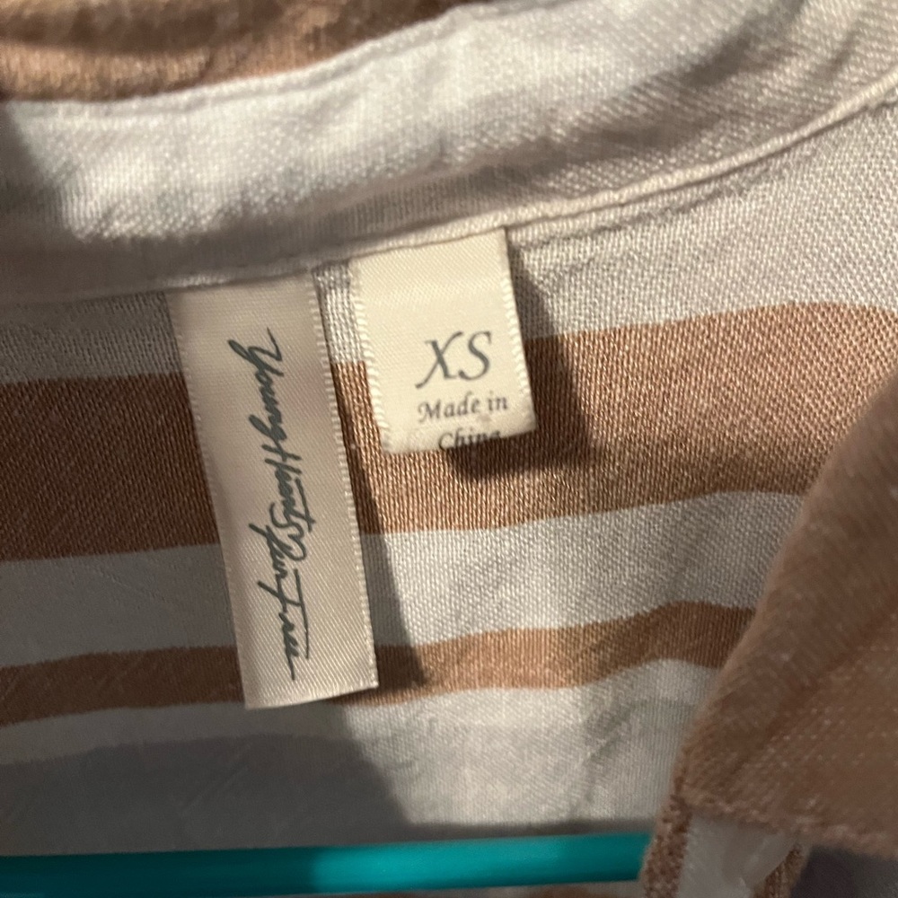 crop top button up - Picture 2 of 3